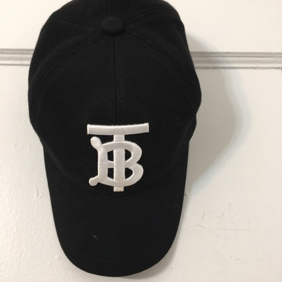 Burberry monogram-embroidered cap Size Is Medium. 100% Authentic - Picture 1 of 11